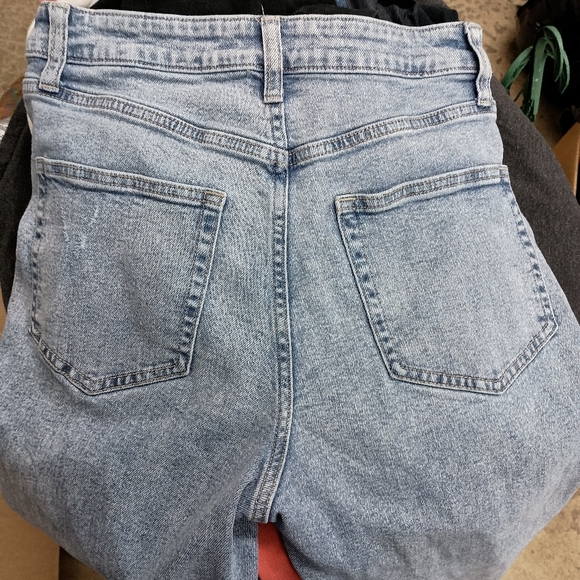 Wild Fabel Denim Jeans size 4 ripped  stressed/ look - Picture 15 of 16